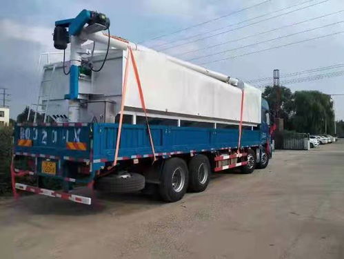 散裝飼料運(yùn)輸罐廠家 按需設(shè)計，工藝精湛，可靠運(yùn)輸?shù)男袠I(yè)標(biāo)桿